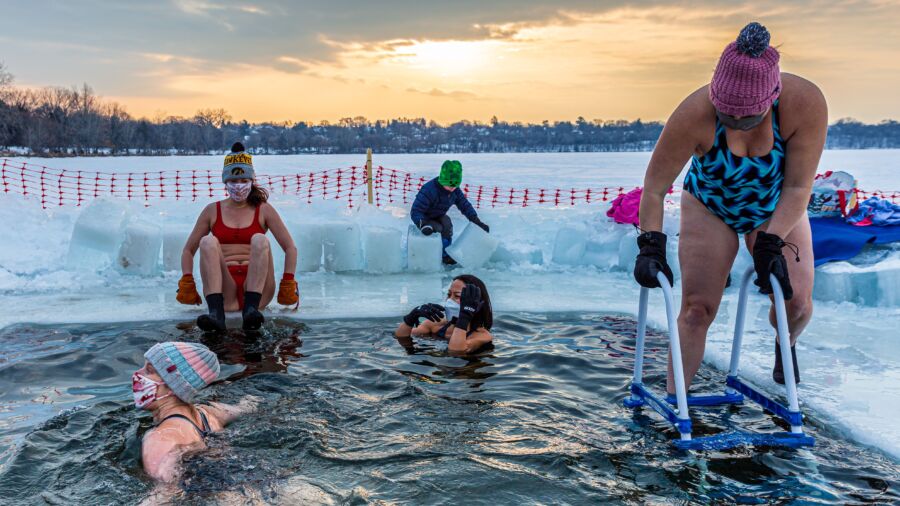 Surprising Benefits of Cold Plunge Therapy