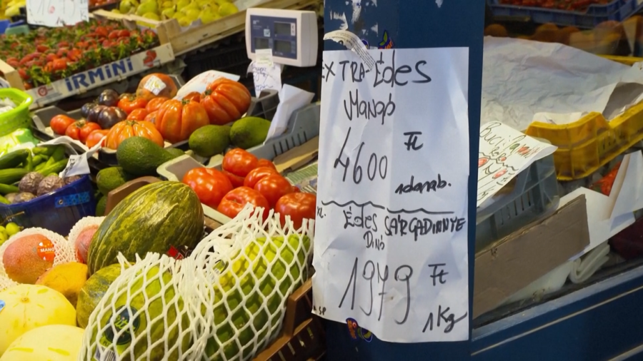 Hungarian Consumers Grapple With Inflation