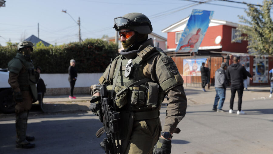 Chileans Learn to Shoot Amid Violent Crime