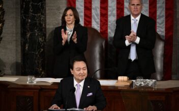 South Korean President Hails US Ties in Face of North Korea Threat During Address to Congress