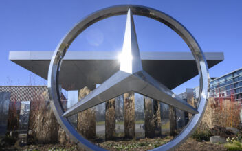 Mercedes Offers Subscriptions for More Speed