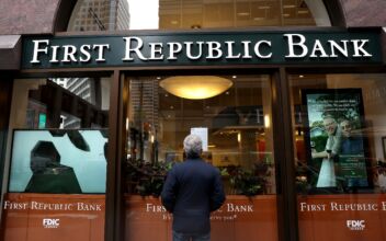 US Regional Bank Shares Continue to Drop