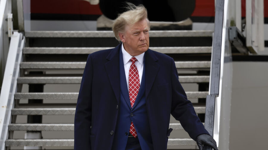 Federal Prosecutors Advance Probe Into Trump Wire Fraud Allegations