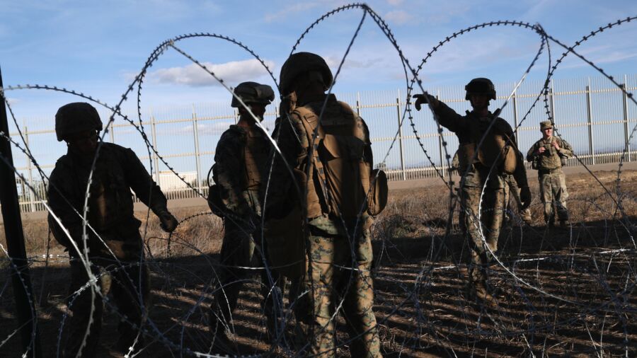 US to Send 1,500 Troops to Southern Border: White House
