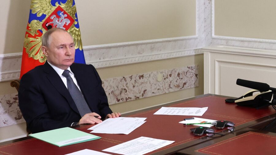 Russia Says It Foiled an Alleged Attack on Kremlin, Putin