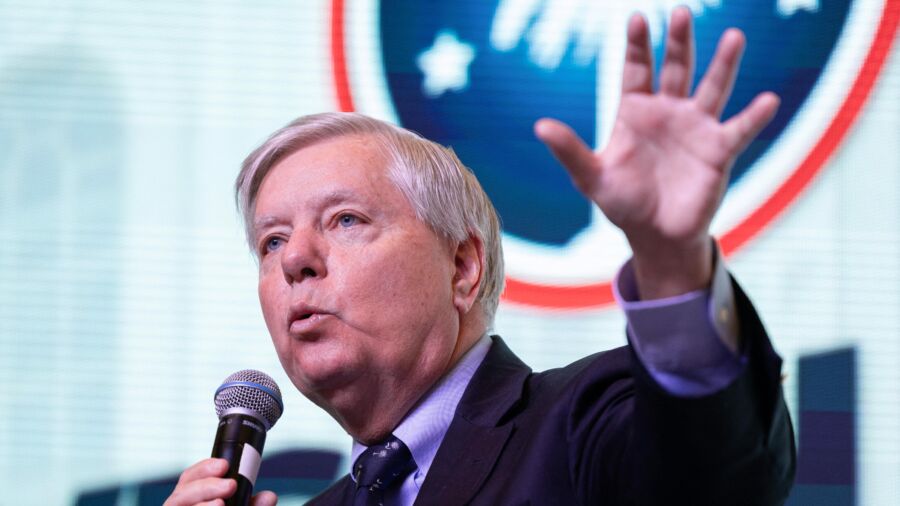 Sens. Graham and Cornyn Discuss Keeping Title 42 Immigration Policy