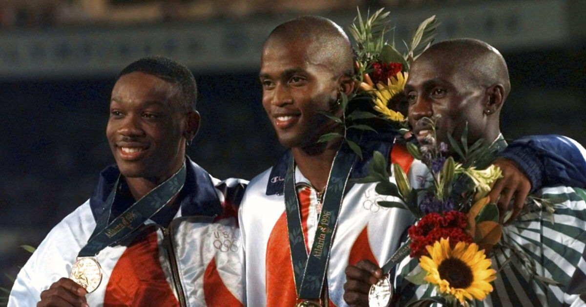 Calvin Davis, Olympic Medalist in 400 Hurdles, Dies at 51 NTD