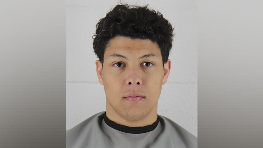 Patrick Mahomes’s Brother Jackson Charged With Sexual Battery