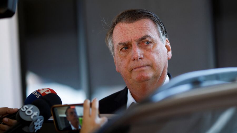 Bolsonaro's Home Raided and Aides Arrested in Brazil Vaccine Probe