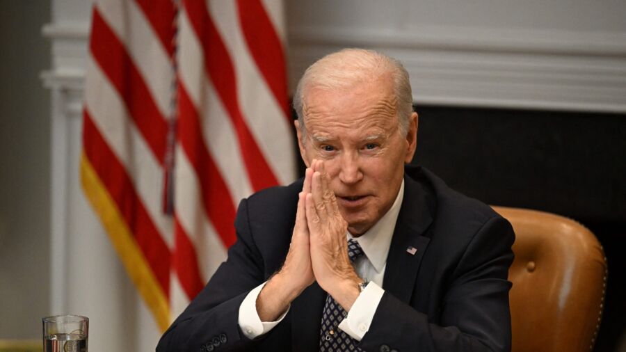 Biden Speaks About Consumer Protections in Air Travel