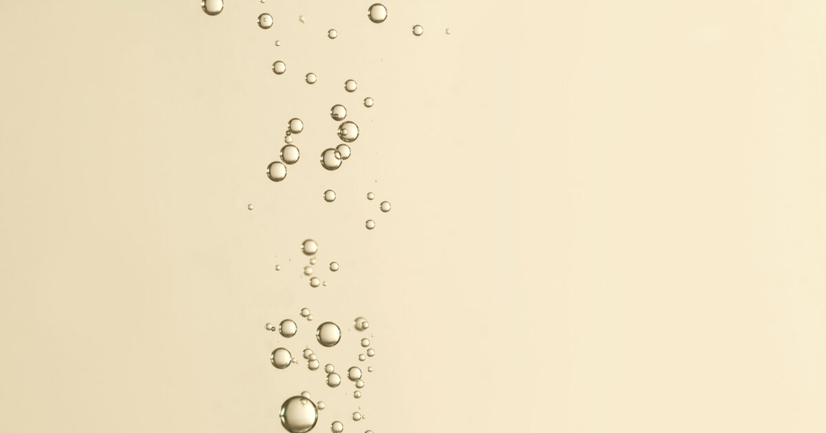 Champagne Bubble Study Sheds Light On Physics Ntd