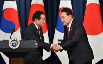 China, South Korea, Japan to Restart Summit