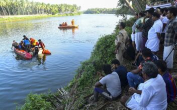 Tourist Boat Capsizes in Southern India; at Least 22 Dead