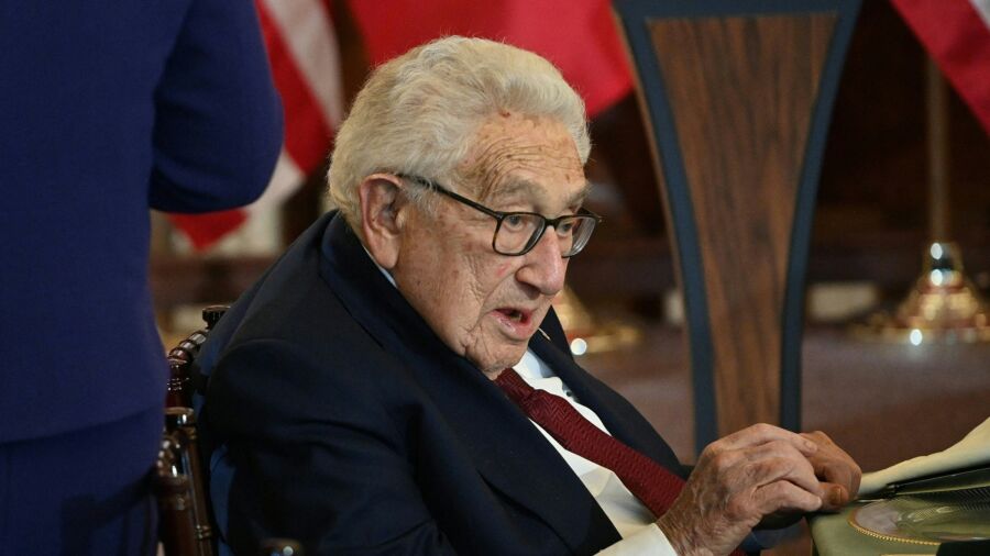 99-Year-Old Henry Kissinger Doubtful of Older People Serving as President