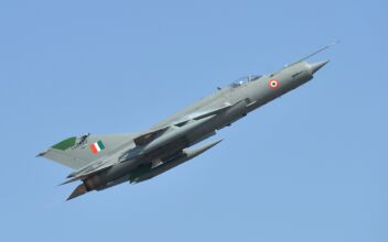3 Dead After Fighter Jet Crashes Into House in Northern India