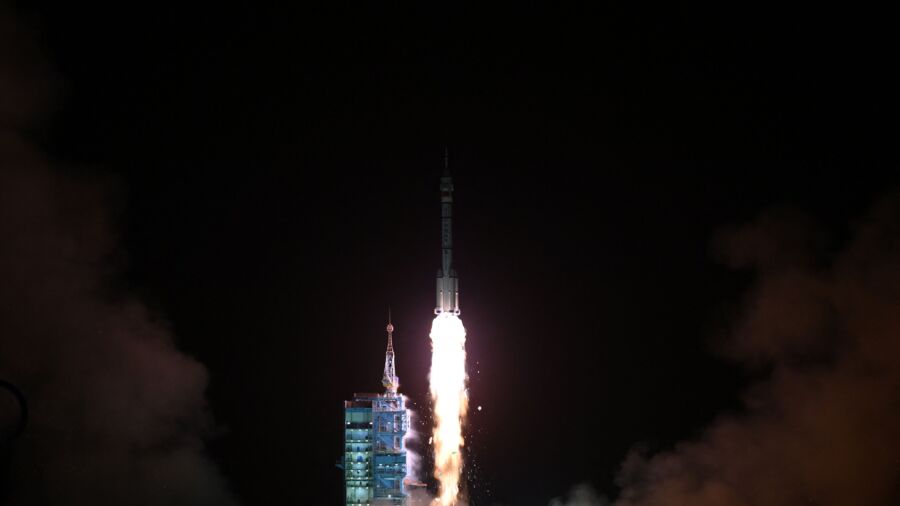 Mystery Chinese Spacecraft Returns to Earth