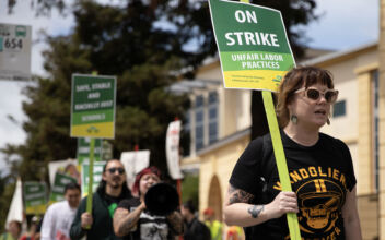 Oakland Teachers’ Strike Continues, Affects 34,000 Students