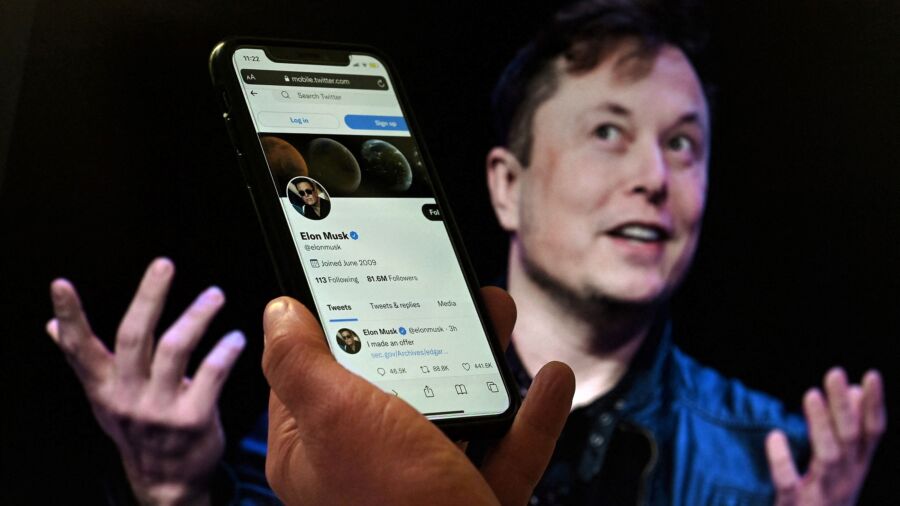 Musk Warns WhatsApp ‘Cannot Be Trusted,’ Says Twitter Will Soon Allow Voice Calls, Encrypted Messaging