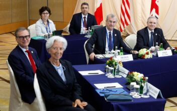 G-7 Weighs Reducing Reliance on China