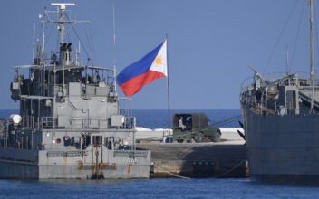 Philippines Installs Buoys in Areas of South China Sea to Assert Sovereignty