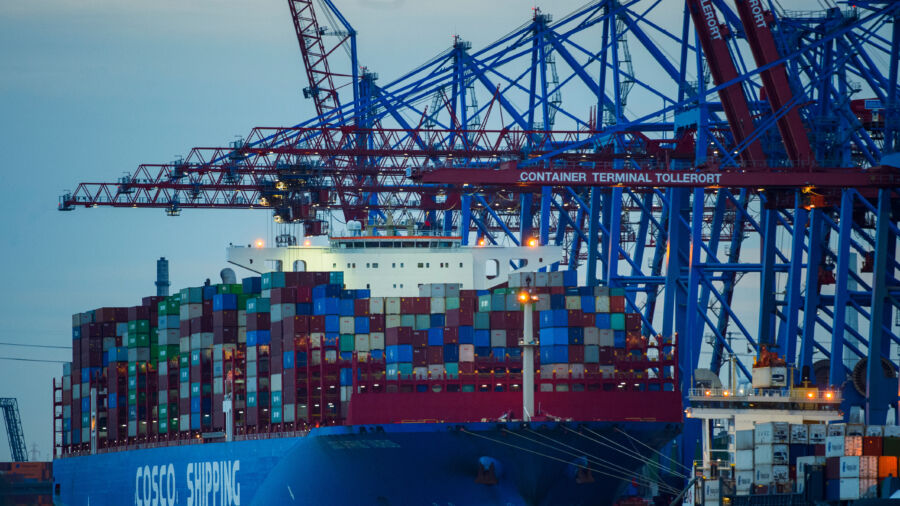 Germany Greenlights Hamburg Deal With China