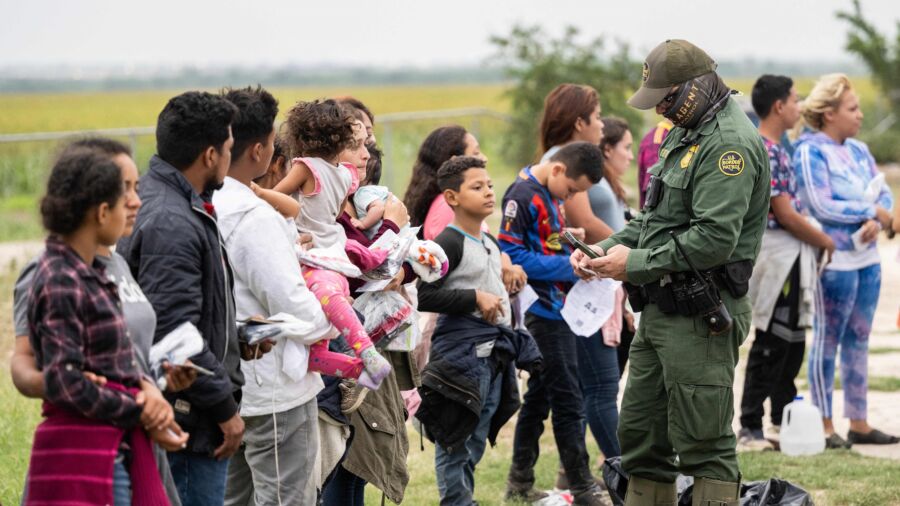 More Than 4,000 Illegal Immigrant ‘Gotaways’ Since Title 42 Ended: Border Patrol Chief