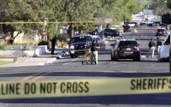 3 People Killed by New Mexico Gunman Who Shot and Wounded 2 Officers, Police Say