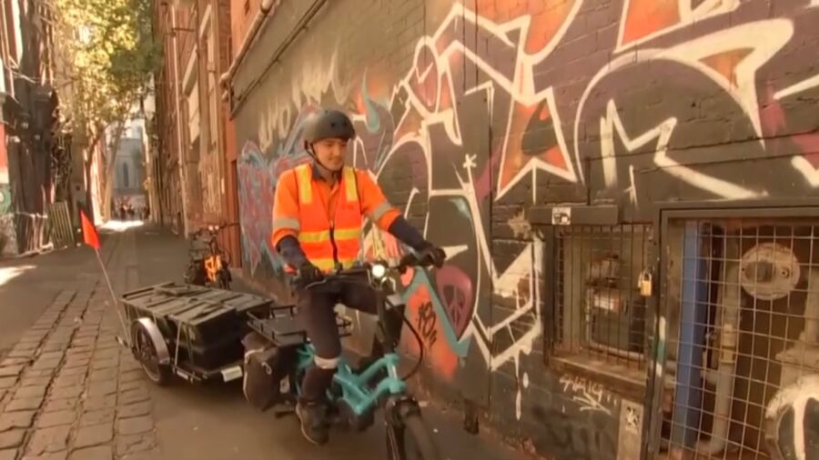 Australian Cyclist Helps Cut Food Waste