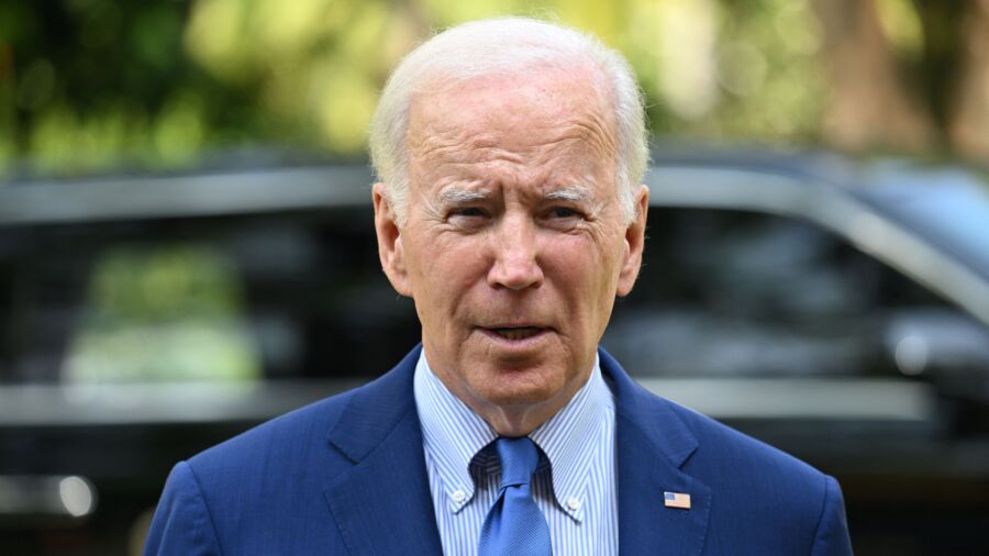 Biden Shortening Overseas Trip to G7 Summit Amid Debt Ceiling Fight