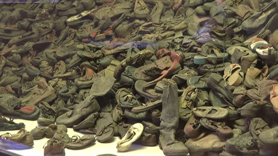 Auschwitz Museum Conserves Children’s Shoes