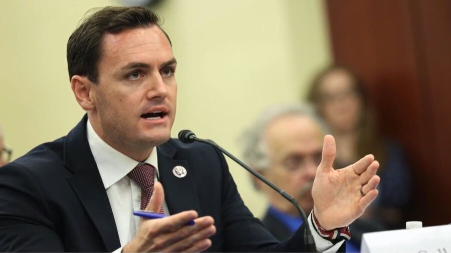 Bipartisan Reps. In London for China Threat