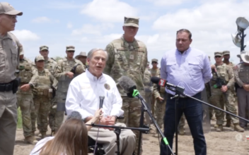 Texas Gov. Abbott Addresses Border Security Efforts From US–Mexico Border