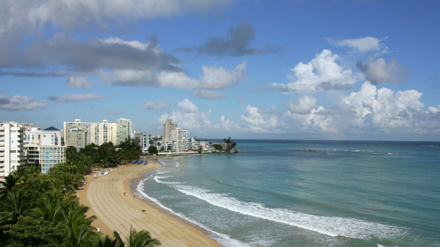 More Wealthy Americans Moving to Puerto Rico