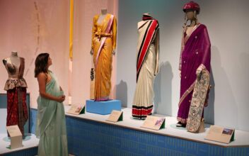 London Exhibition Features Sari Clothing