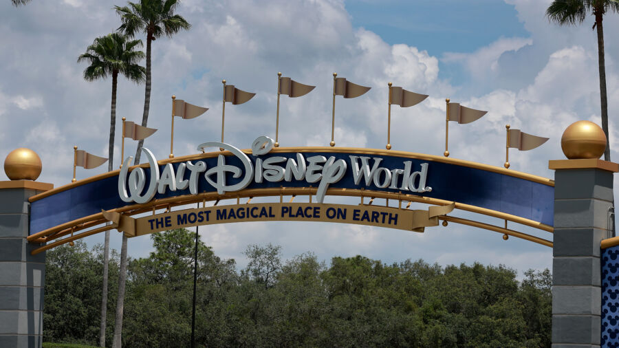 Former Disney Employee Accused of Hacking Menu Software and Changing Allergy Information