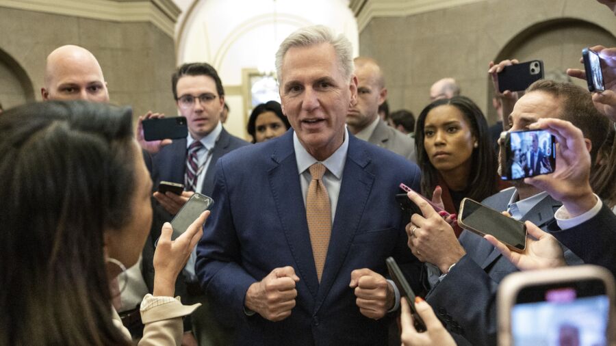 McCarthy Backs Effort to Expunge Trump’s Impeachments