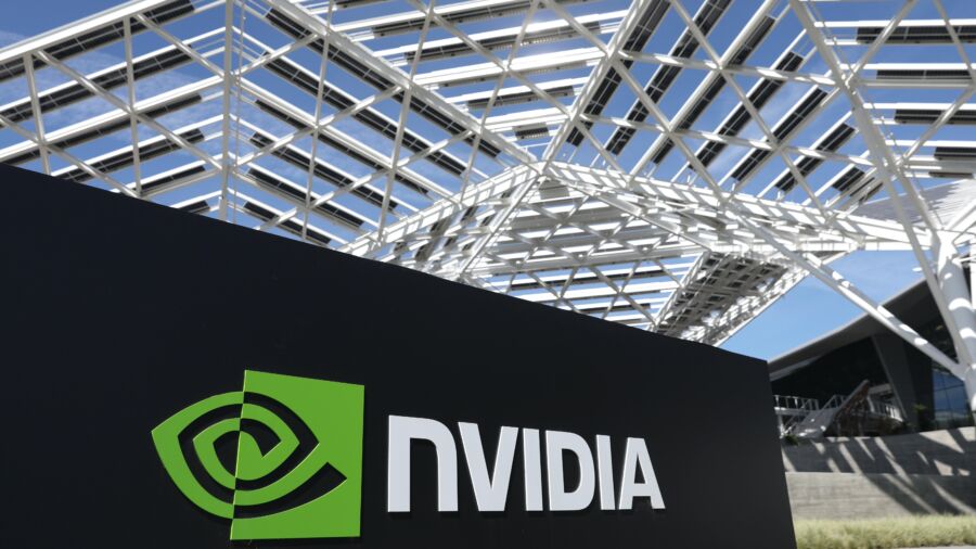 Nvidia’s $100 Billion AI Deal With OpenAI Sparks US–China Security Concerns
