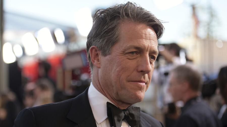 Hugh Grant’s Lawsuit Alleging Illegal Snooping by the Sun Tabloid Cleared for Trial