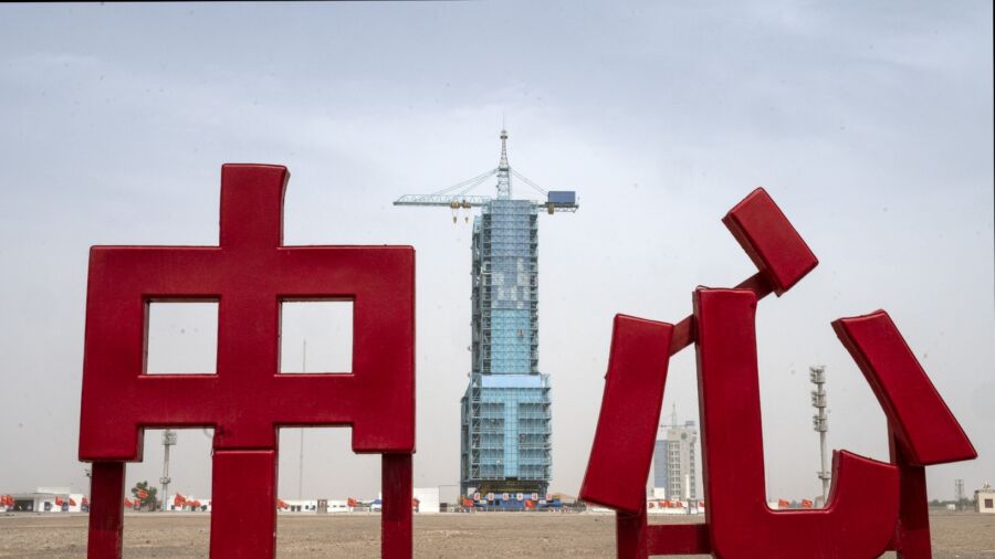 China to Launch Manned Spacecraft on Tuesday