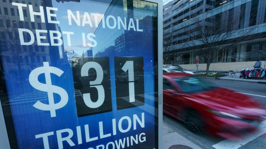 National Debt a Concern: Analysis