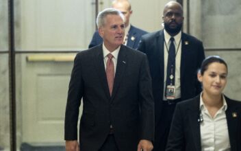 Debt-Ceiling Bill Faces Challenge of Getting Enough Bipartisan Support