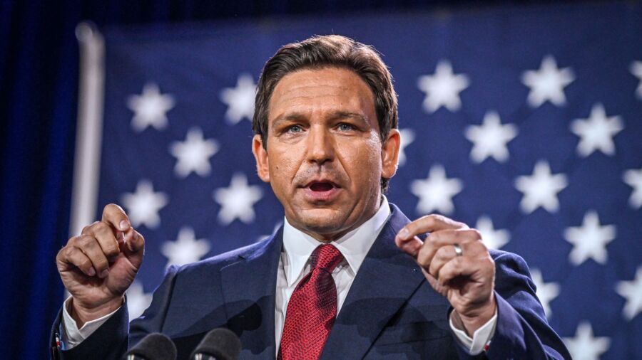DeSantis Delivers Remarks on His Vision in West Des Moines, Iowa
