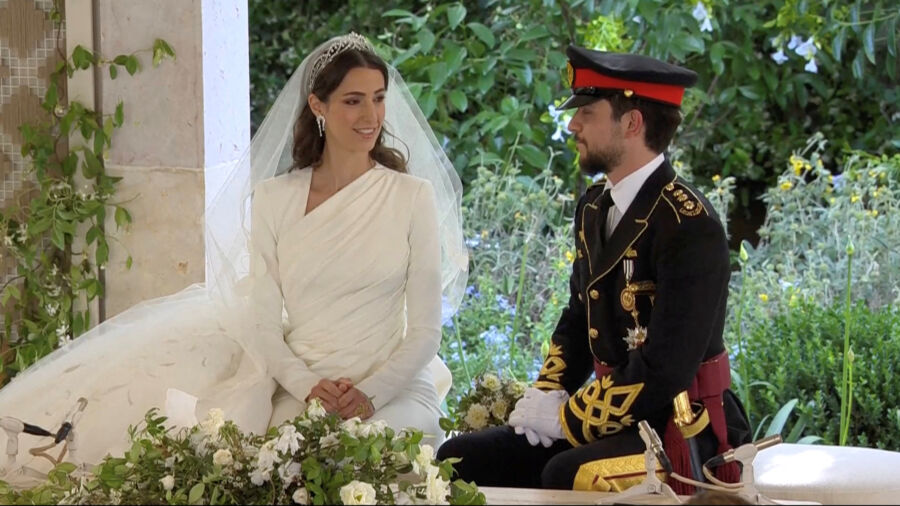 Jordan’s Crown Prince Marries His New Princess at Royal Wedding in Amman