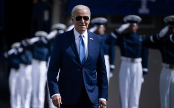 ‘We’ve Got a Lot to Deal With’: Biden Predicts ‘Confusing’ World at Air Force Academy Graduation