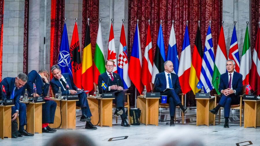 NATO Hopes to Bring Sweden Into the Fold