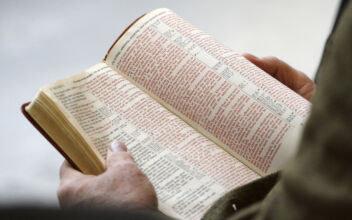 Utah School District Bans Bible in Some Schools