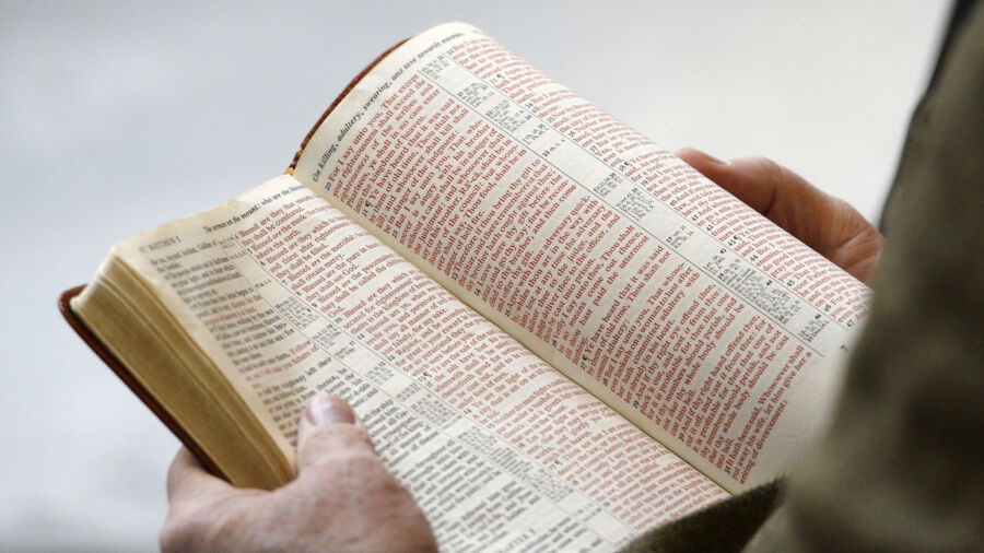 Utah School District Bans Bible in Some Schools