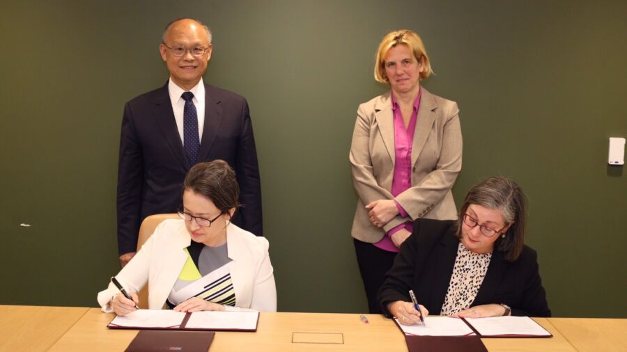US, Taiwan Sign Trade Deal Over China's Opposition