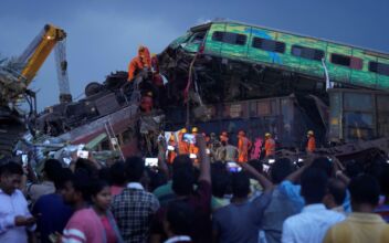 Indian Railways Official Says Error in Signaling System Led to Crash That Killed 275 People
