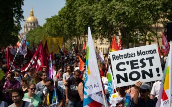 France: Last Ditch Pension Protests